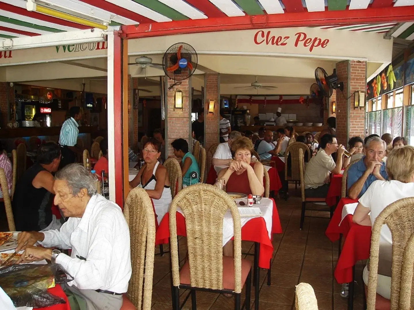 Chez Pepe Suites PEOPLE
