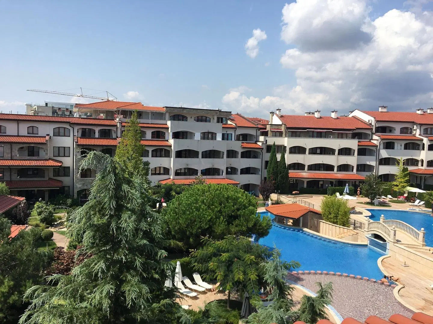 Apartments in Casa Real Complex EXTERIOR