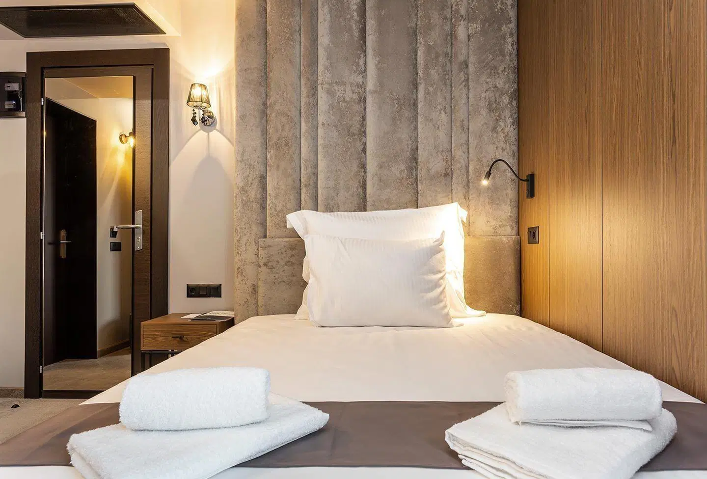 Abrazo Hotel Sofia by HMG ROOM_EXAMPLE