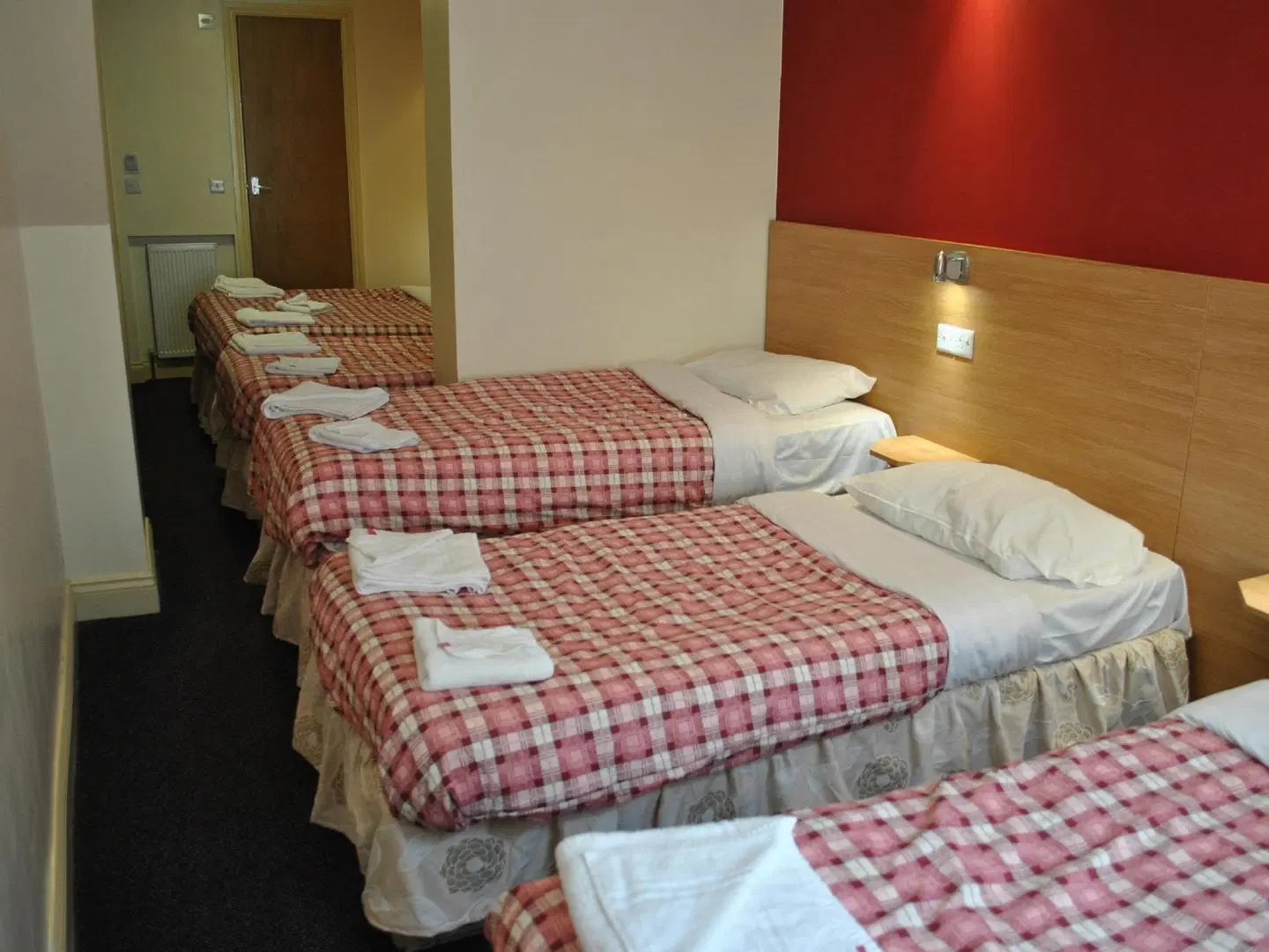 Carlton Hotel ROOM_EXAMPLE