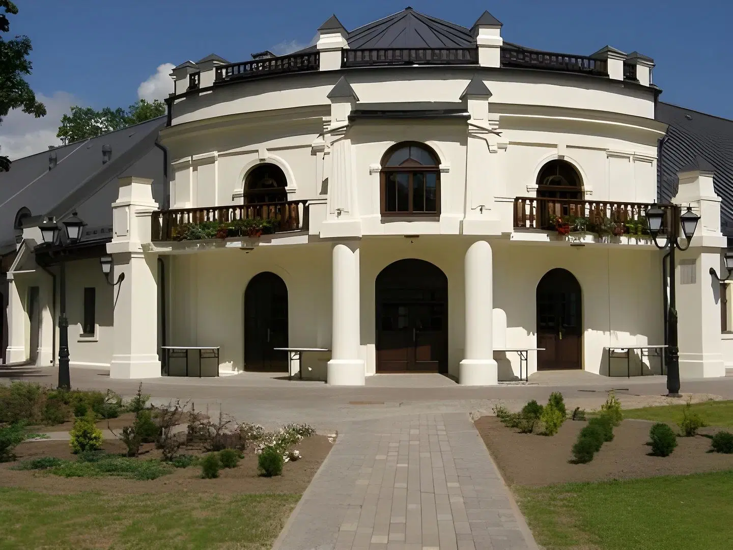 Vecgulbenes muiza EXTERIOR