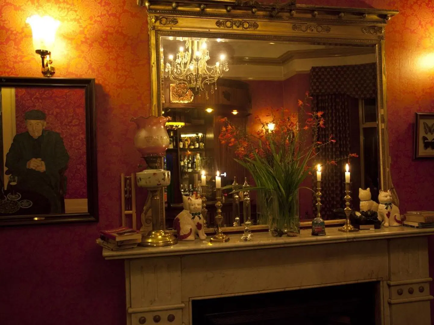 Woodhill House Bar