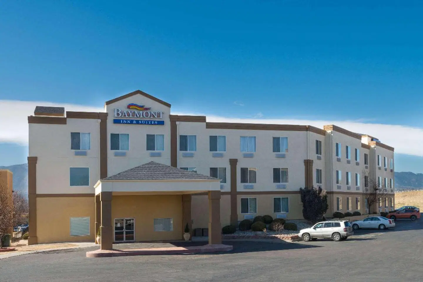 Baymont by Wyndham Colorado Springs EXTERIOR