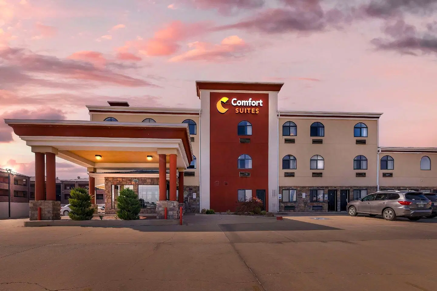 Comfort Suites Fairgrounds West EXTERIOR
