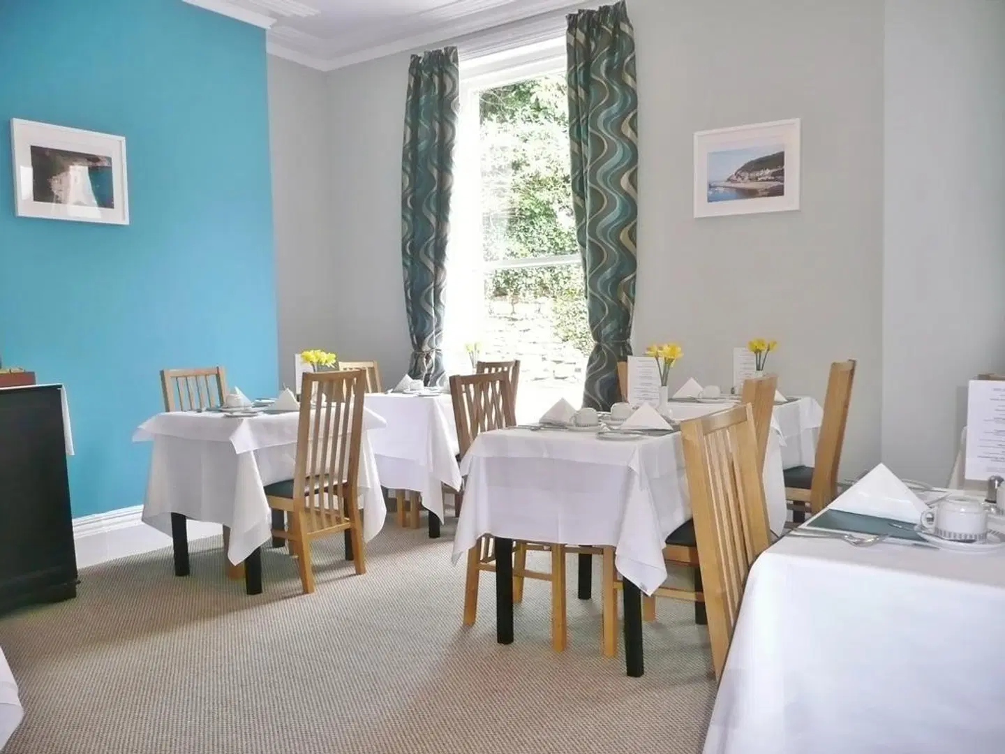 The Bahamas Restaurant
