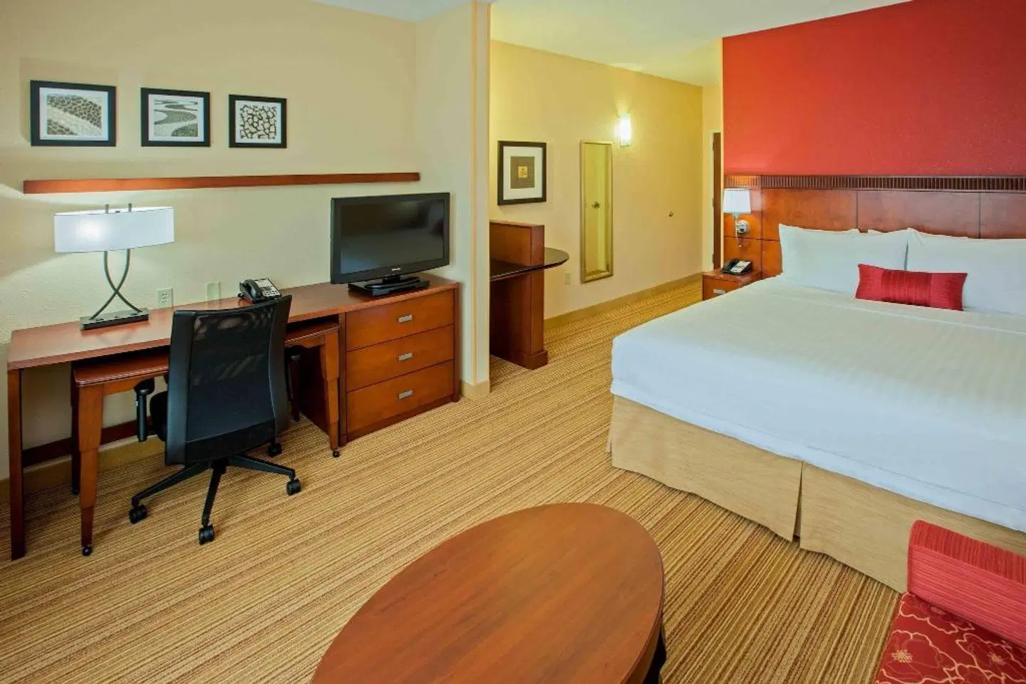 Courtyard by Marriott Louisville Northeast ROOM_EXAMPLE