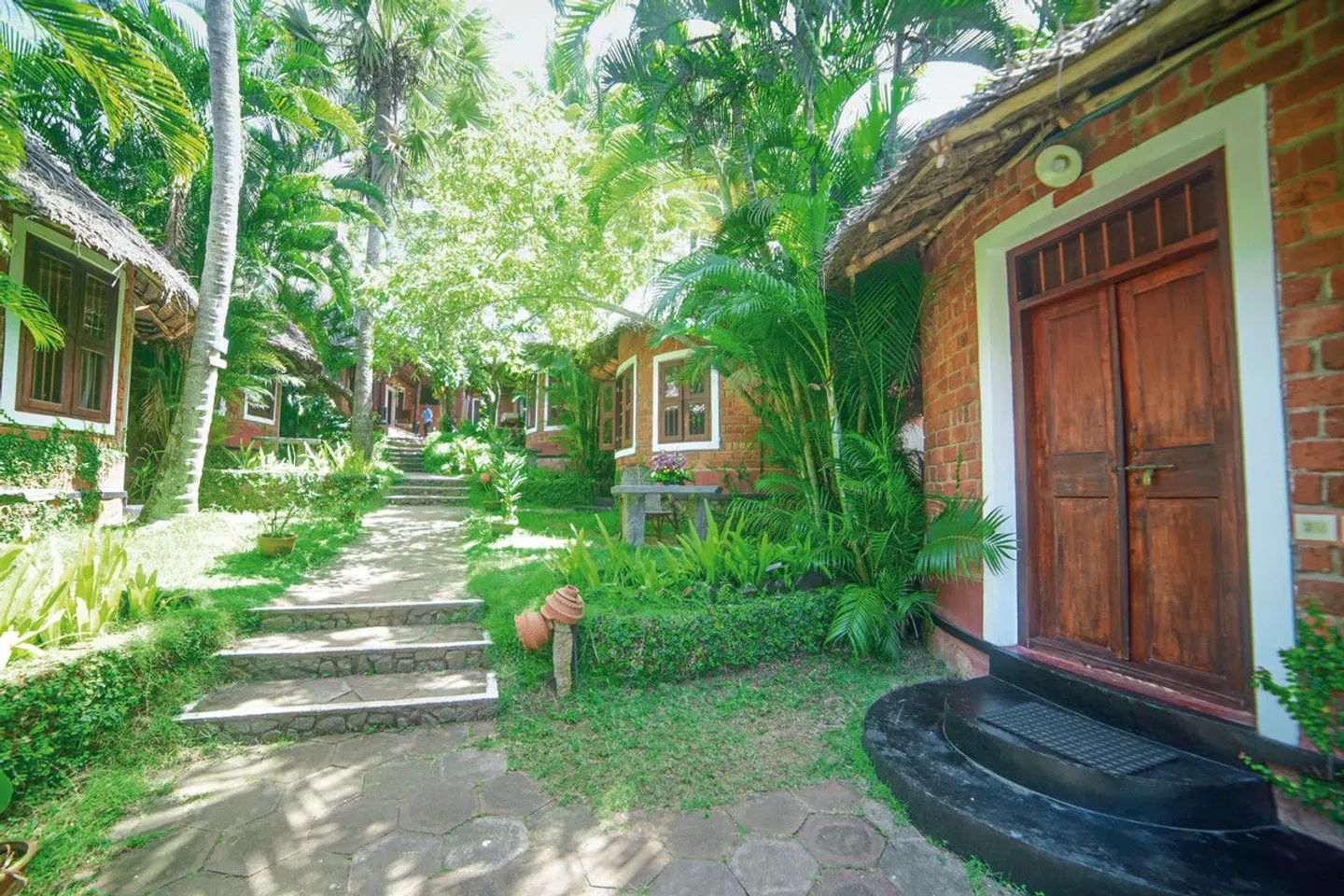 Manaltheeram Ayurveda Beach Village Garten