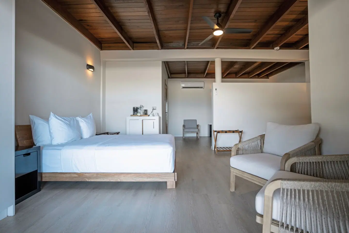 Mt. Plaisir Estate Hotel ROOM_EXAMPLE
