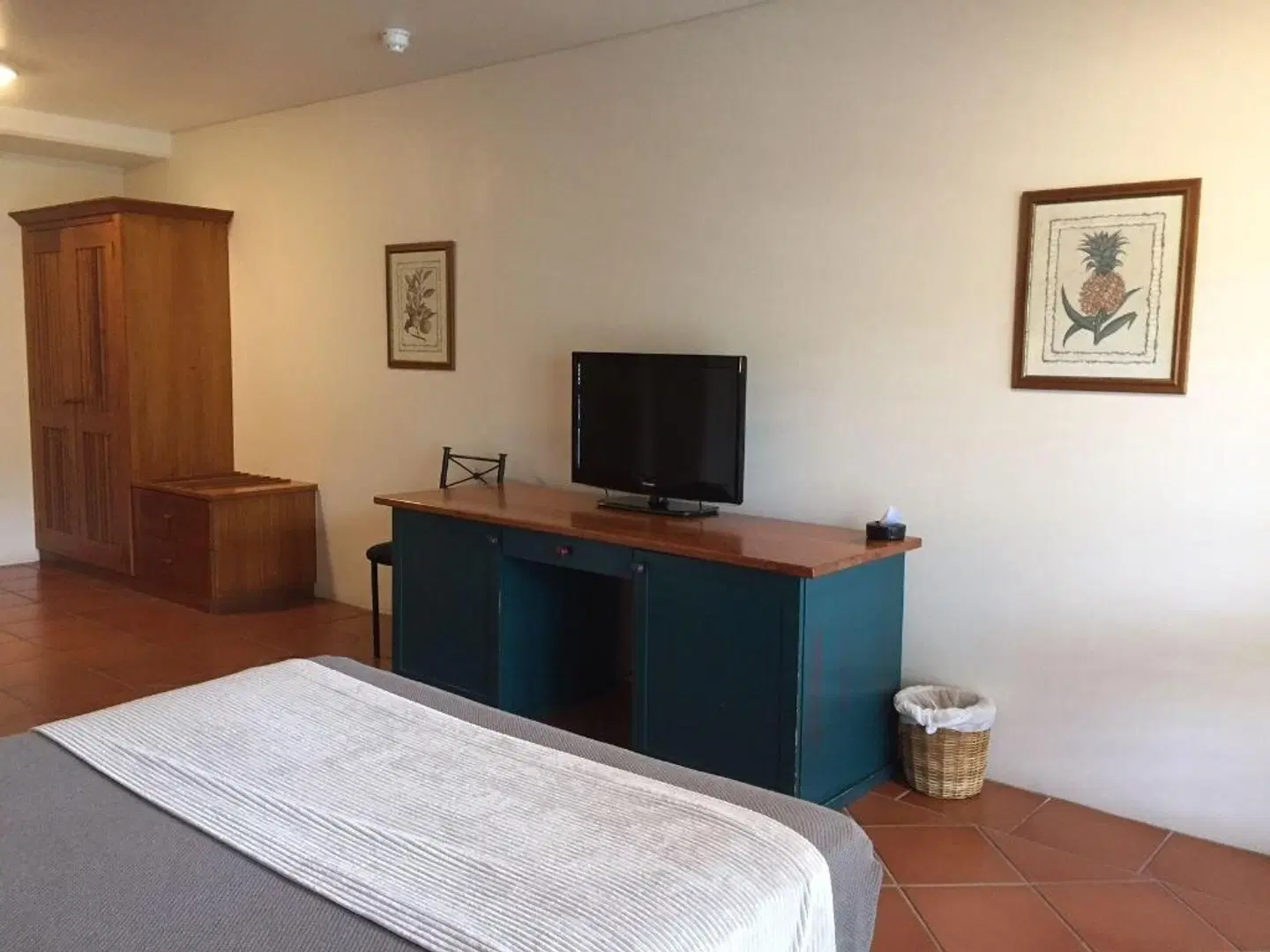 Sovereign Resort Hotel ROOM_EXAMPLE