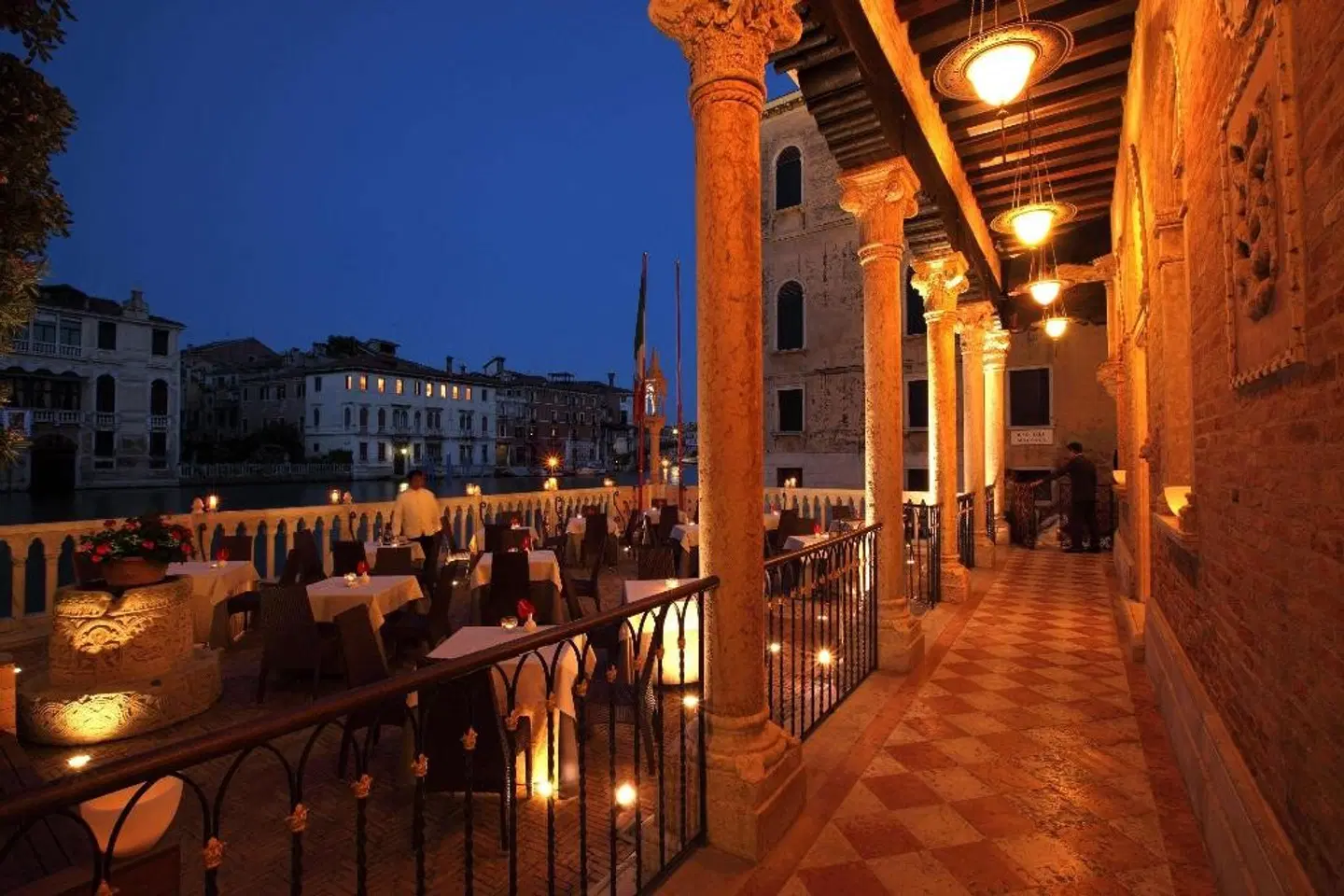 Palazzo Stern Terrasse