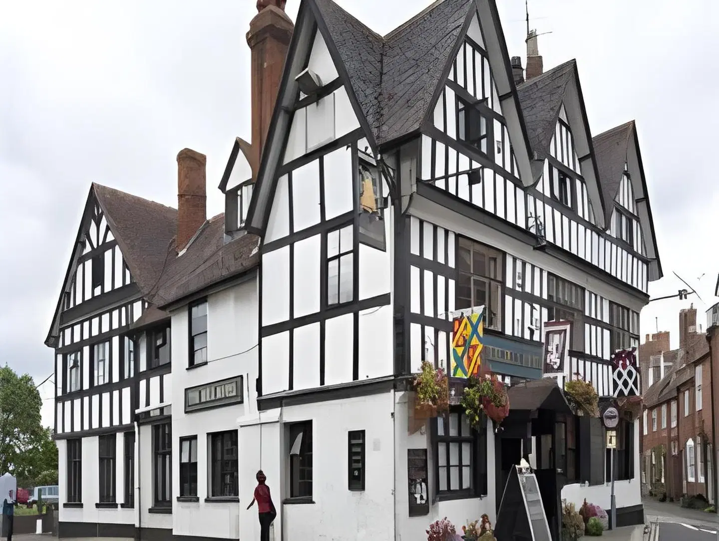 Bell Hotel EXTERIOR