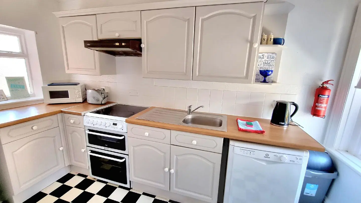 Beachcomber Holiday Apartments ROOM_EXAMPLE