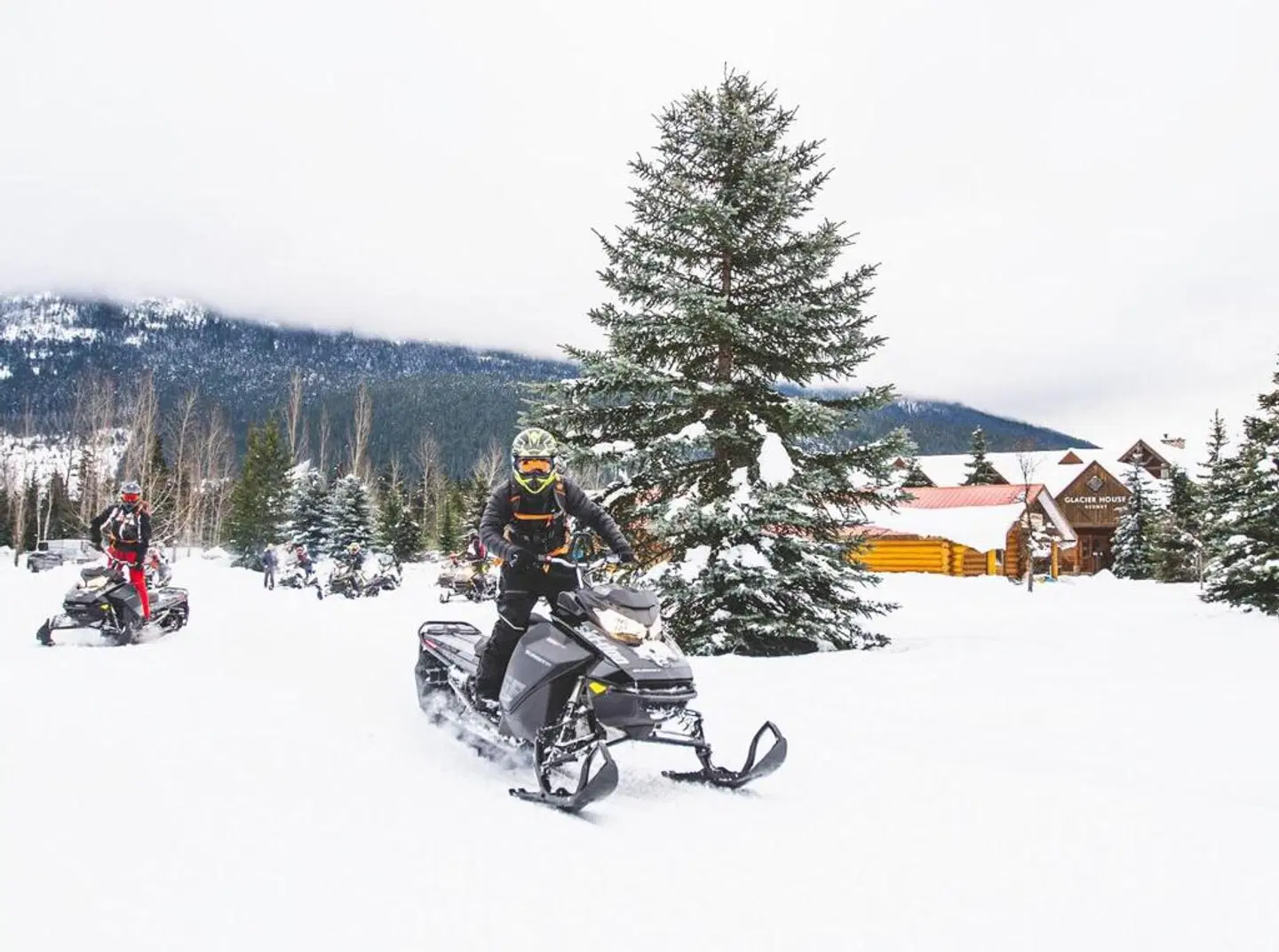 Glacier House Hotel & Resort SPORTS_AND_LEISURE