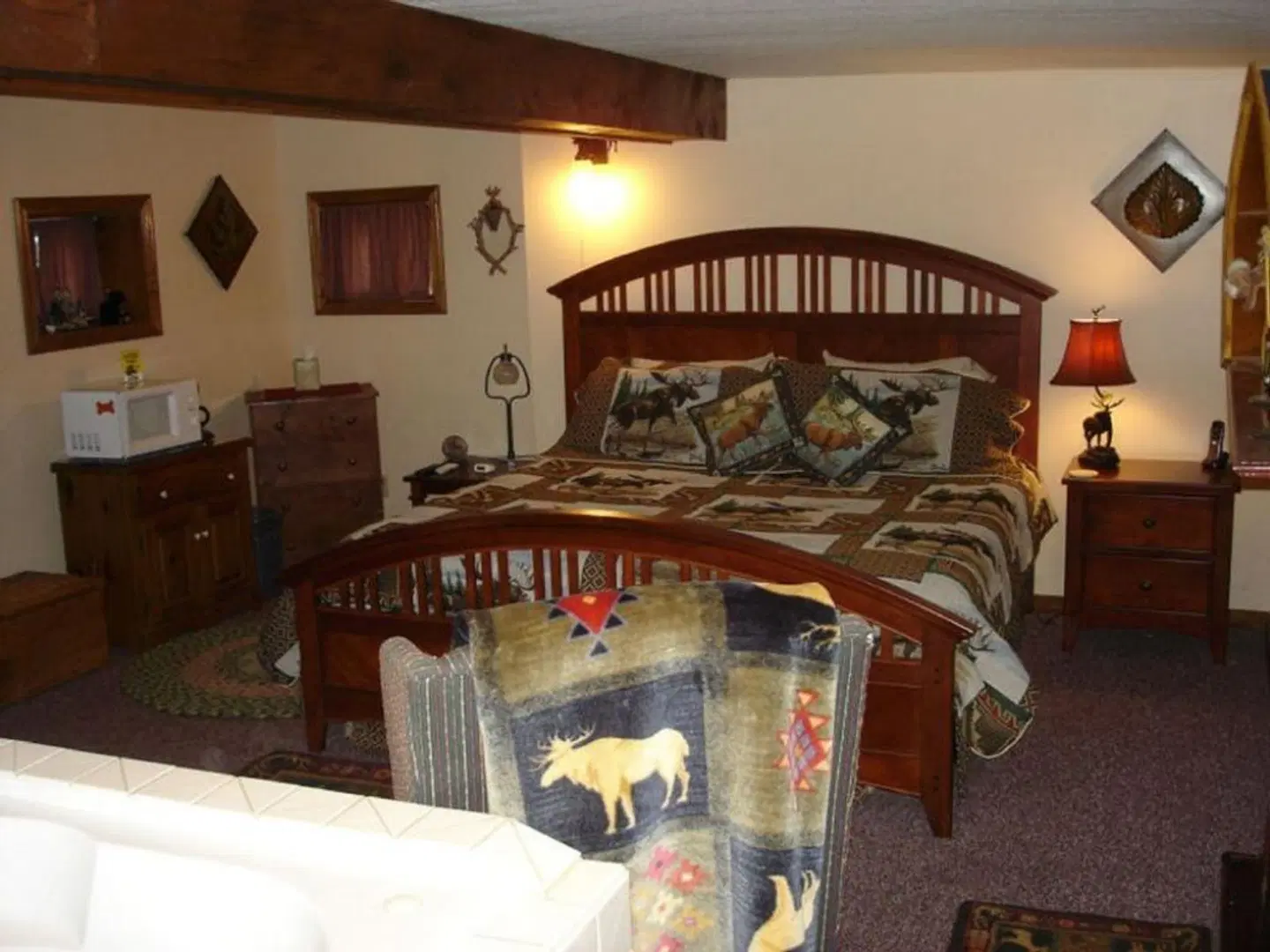 Spruce Moose Lodge ROOM_EXAMPLE