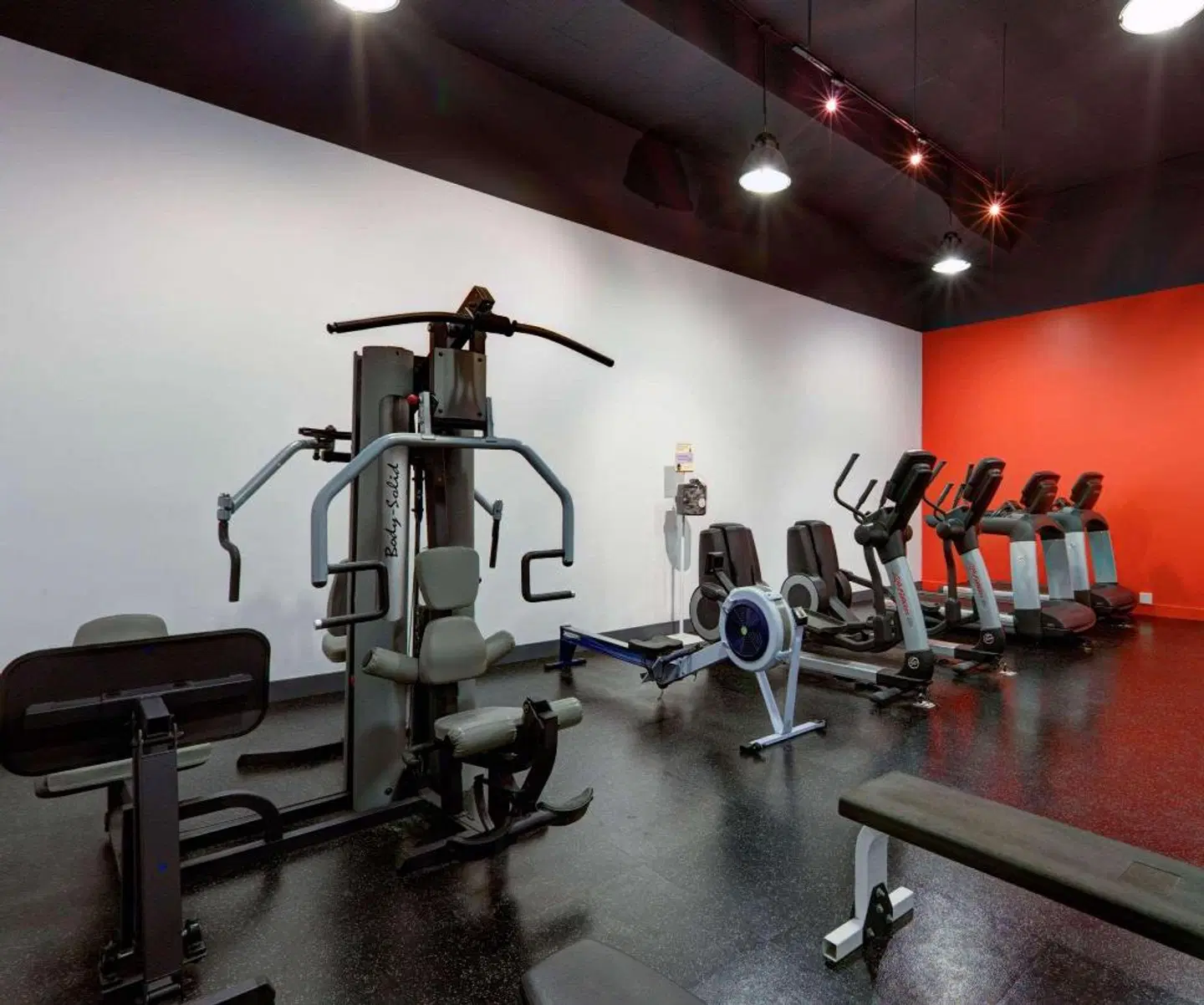 Radisson Blu Toronto Downtown SPORTS_AND_LEISURE