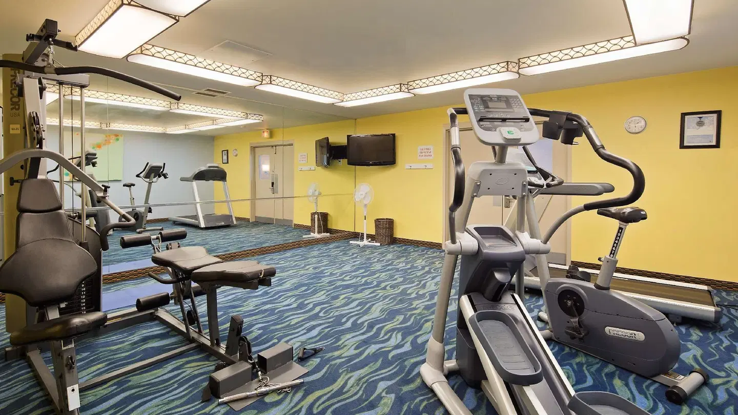 Best Western North Bay Hotel & Conference SPORTS_AND_LEISURE