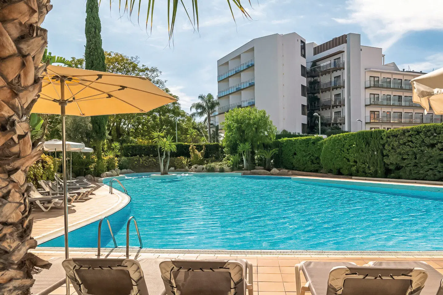 FERGUS Club Pineda Splash OUTDOOR_POOL