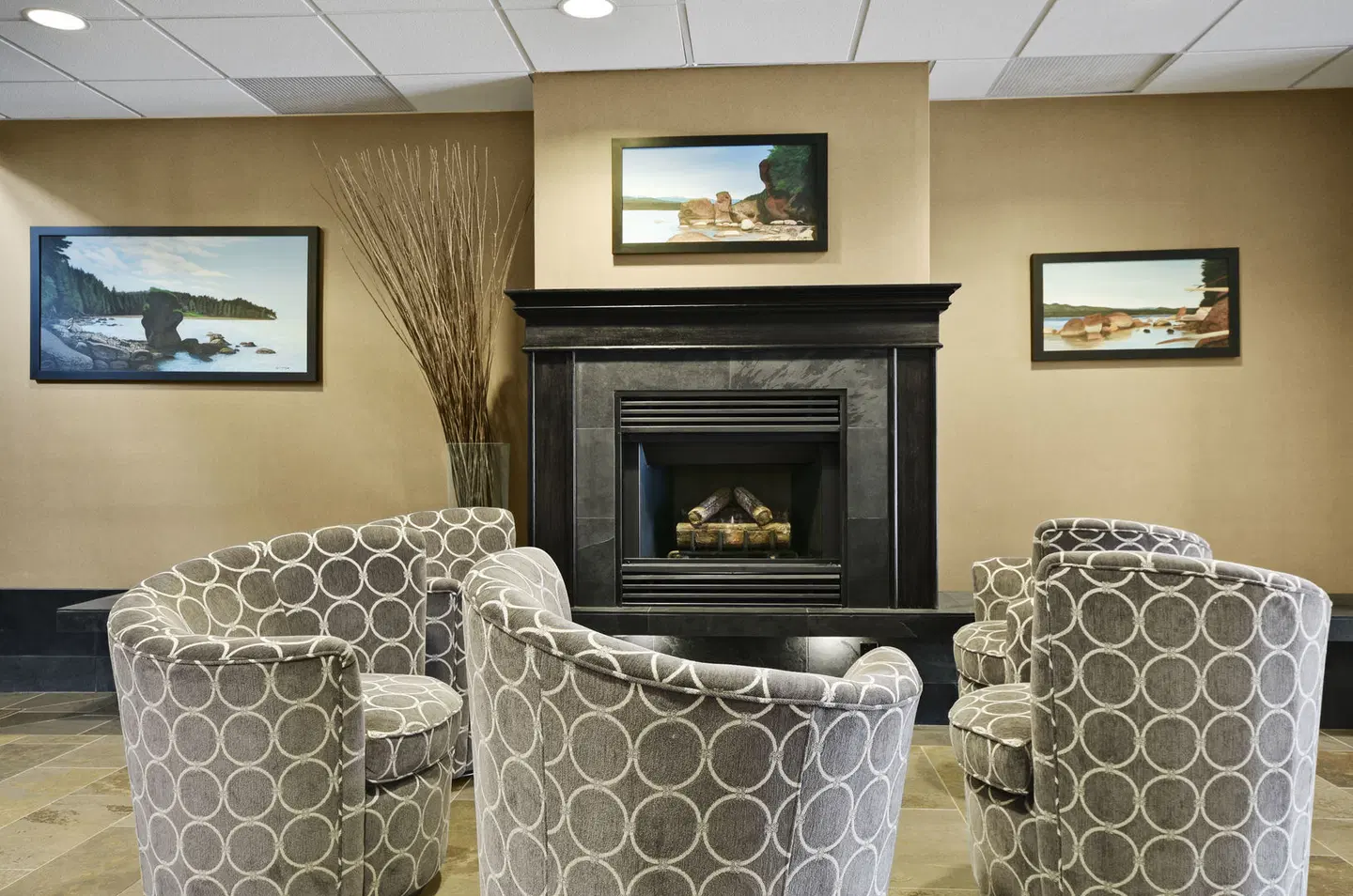 The Hospitality Inn LOUNGE_LOBBY