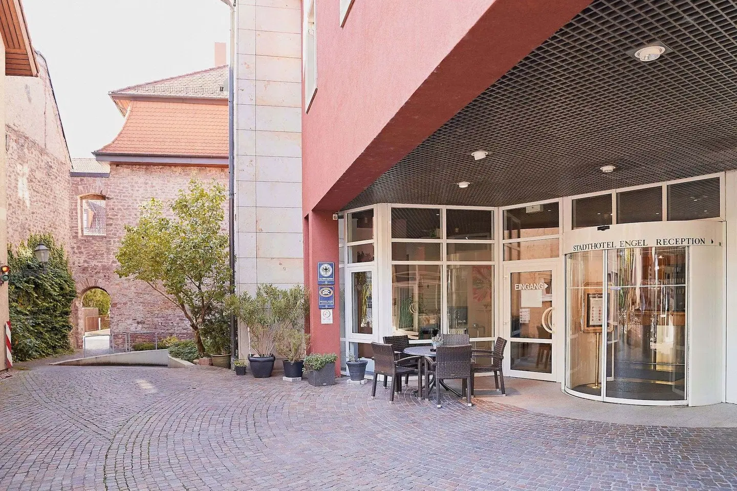 Stadthotel Engel Terrasse