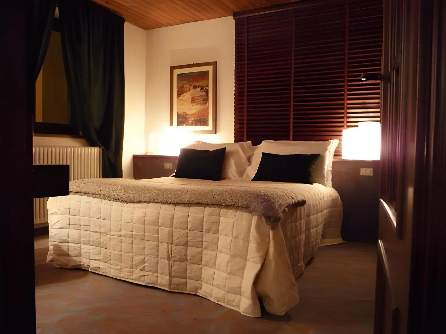 Le Samovar Guest House ROOM_EXAMPLE
