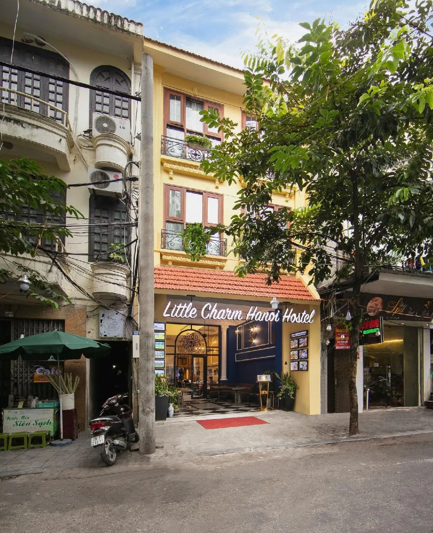 Little Charm Hanoi Hostel EXTERIOR