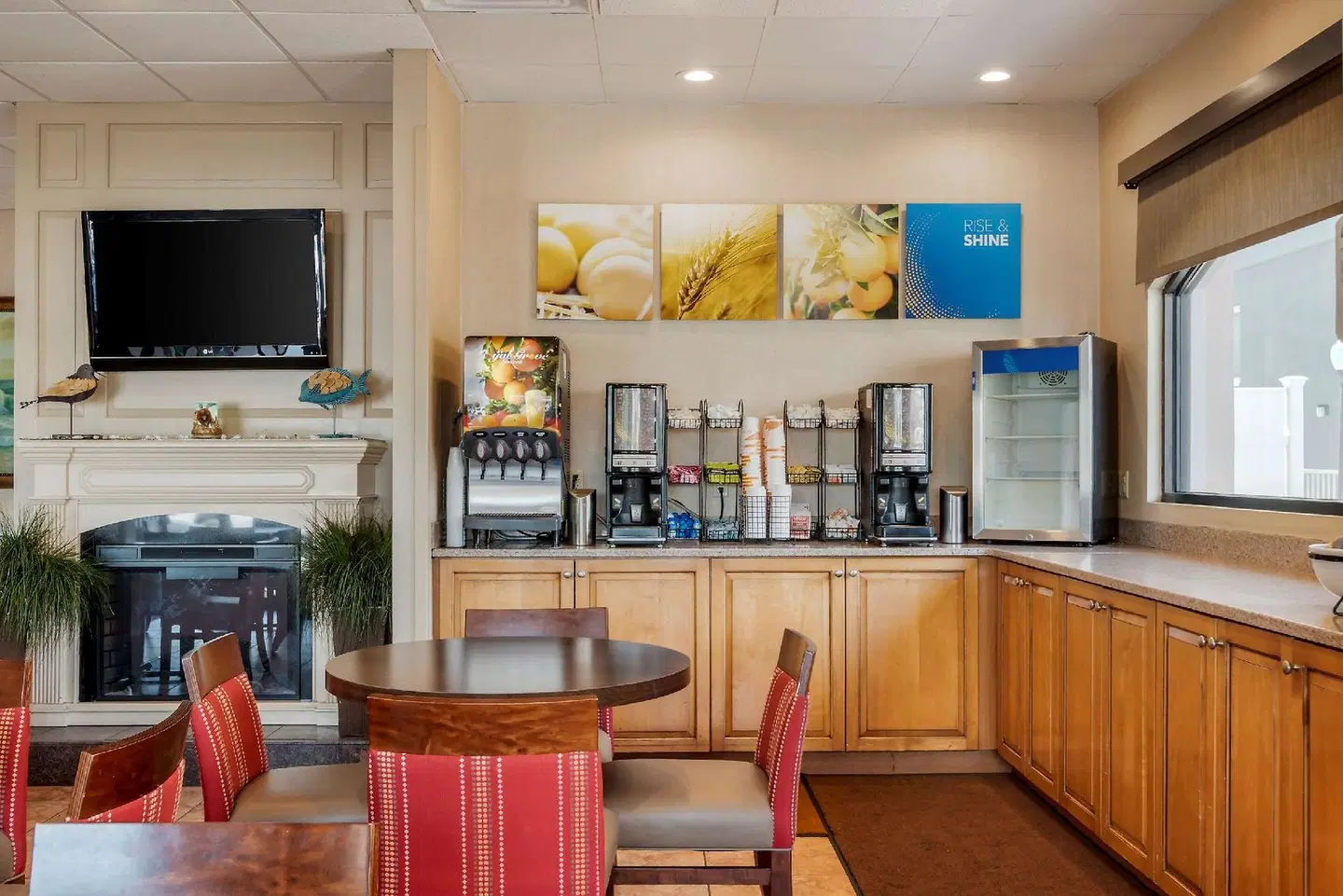 Comfort Inn Boardwalk Bar