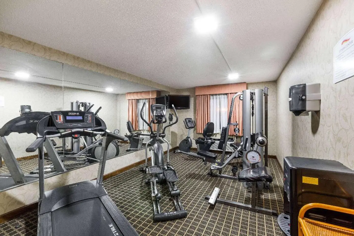 Baymont by Wyndham Louisville South I 65 SPORTS_AND_LEISURE
