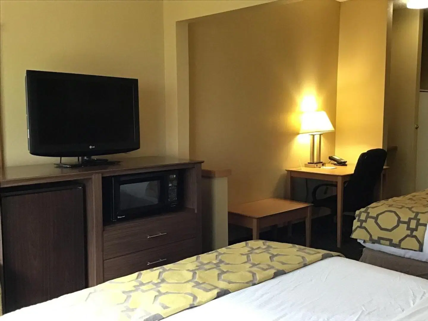 Baymont by Wyndham Billings ROOM_EXAMPLE