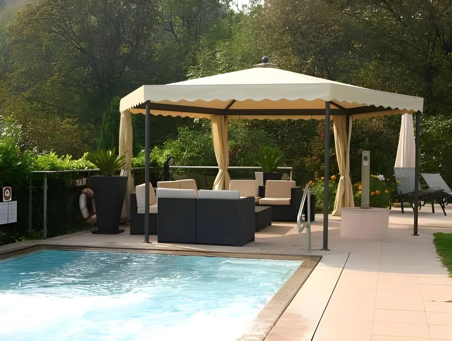 Cacciatori OUTDOOR_POOL