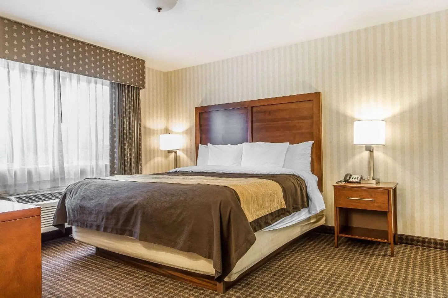 Quality Inn Half Moon Bay/Miramar Beach ROOM_EXAMPLE
