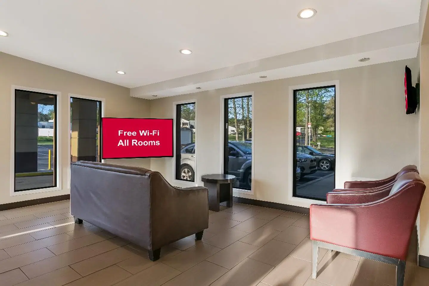 Red Roof Inn Denver SPORTS_AND_LEISURE