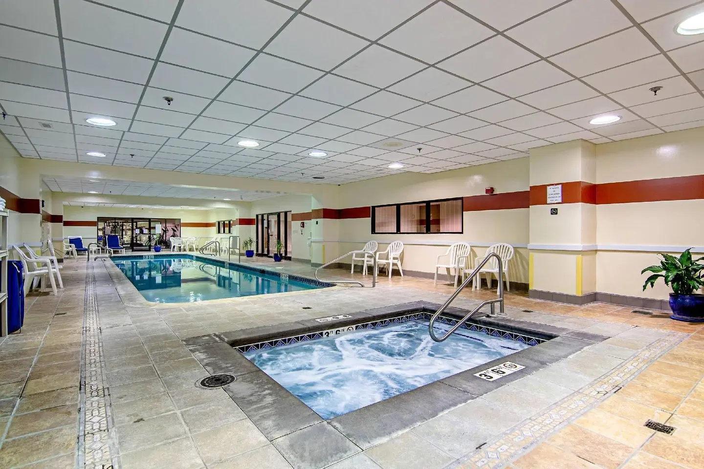 Quality Inn Portsmouth Hallenbad