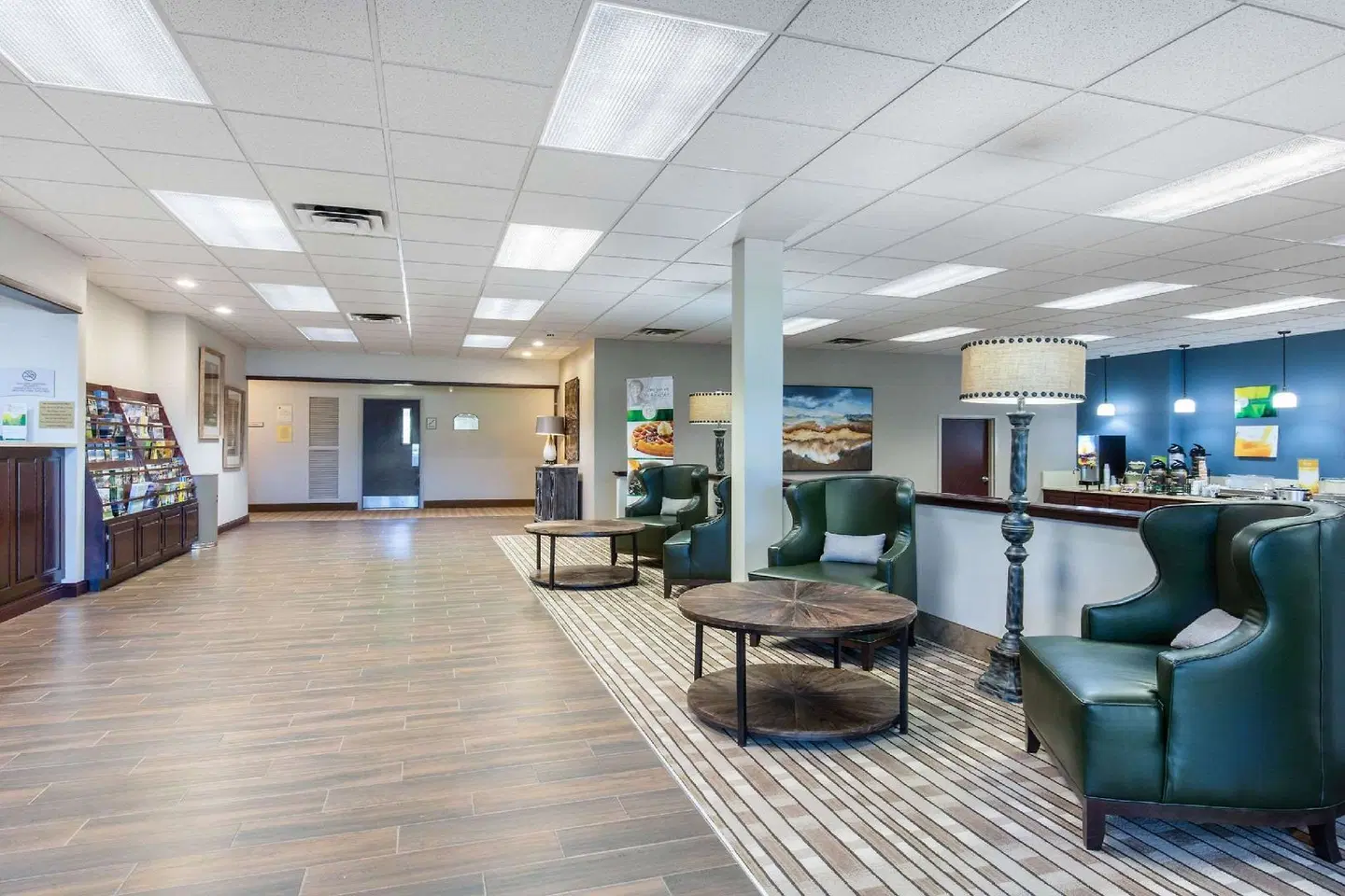 Quality Inn & Suites Mountain Home North LOUNGE_LOBBY