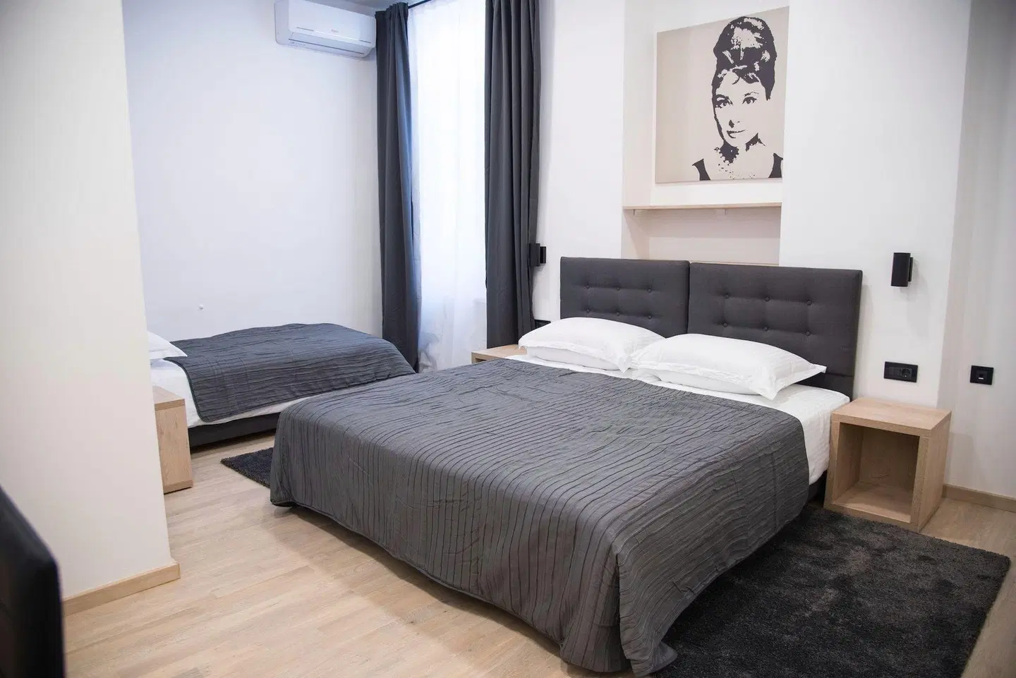 Garden Hotel ROOM_EXAMPLE