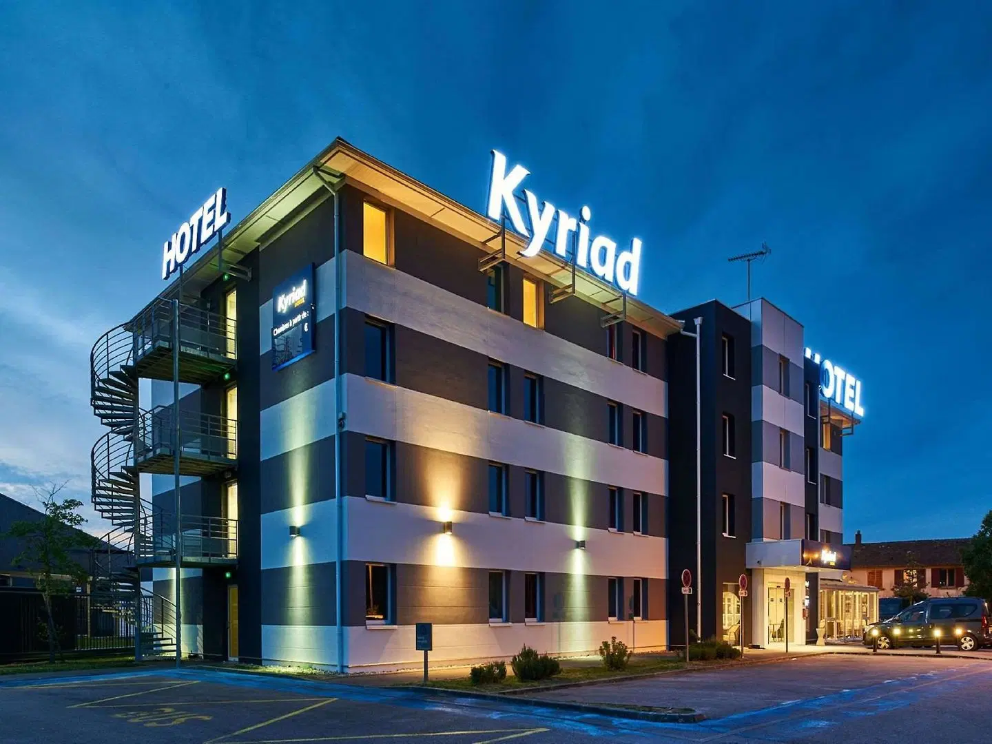 Kyriad Rouen Sud - Val de Reuil EXTERIOR