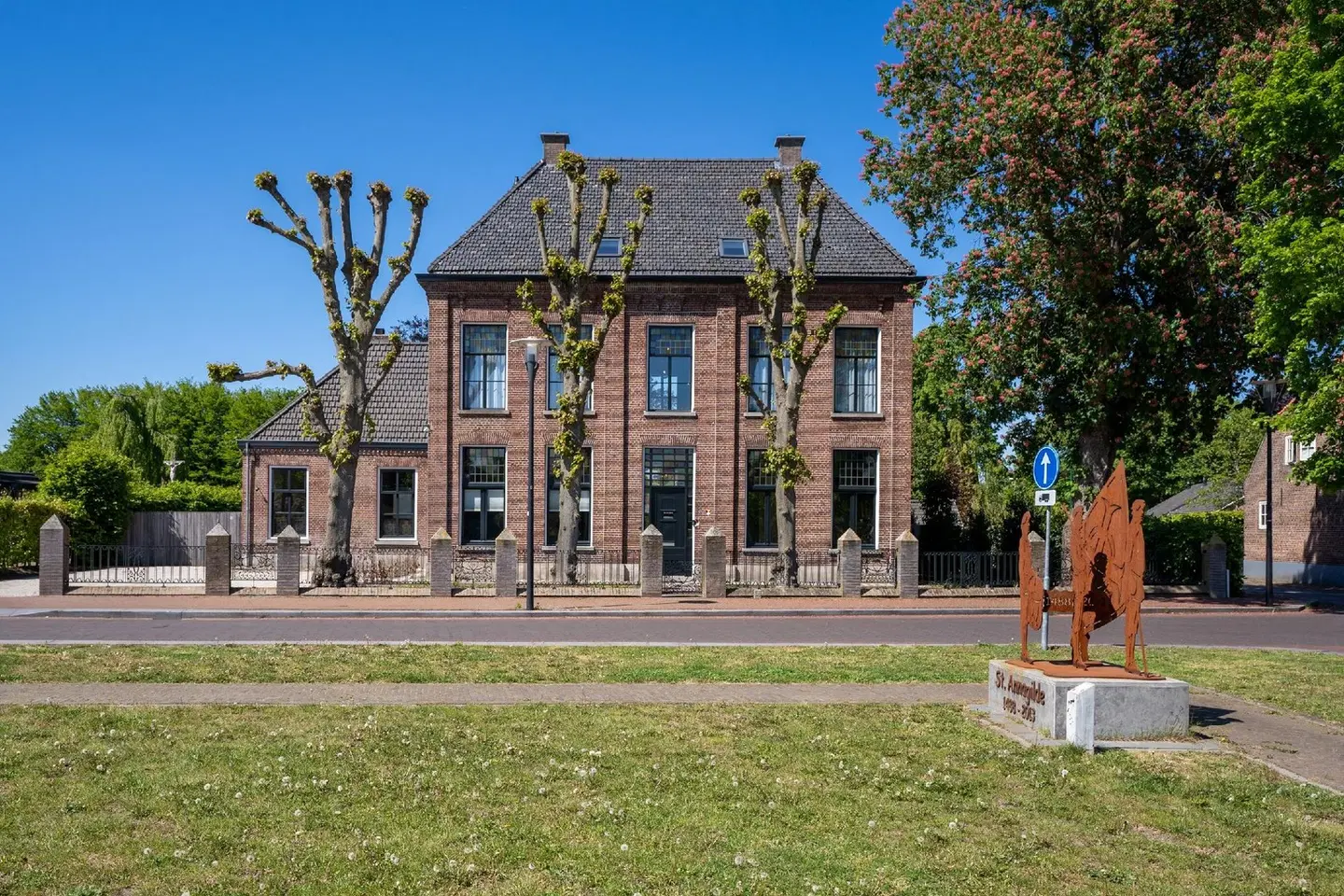 Boutique Hotel Lytel Blue EXTERIOR