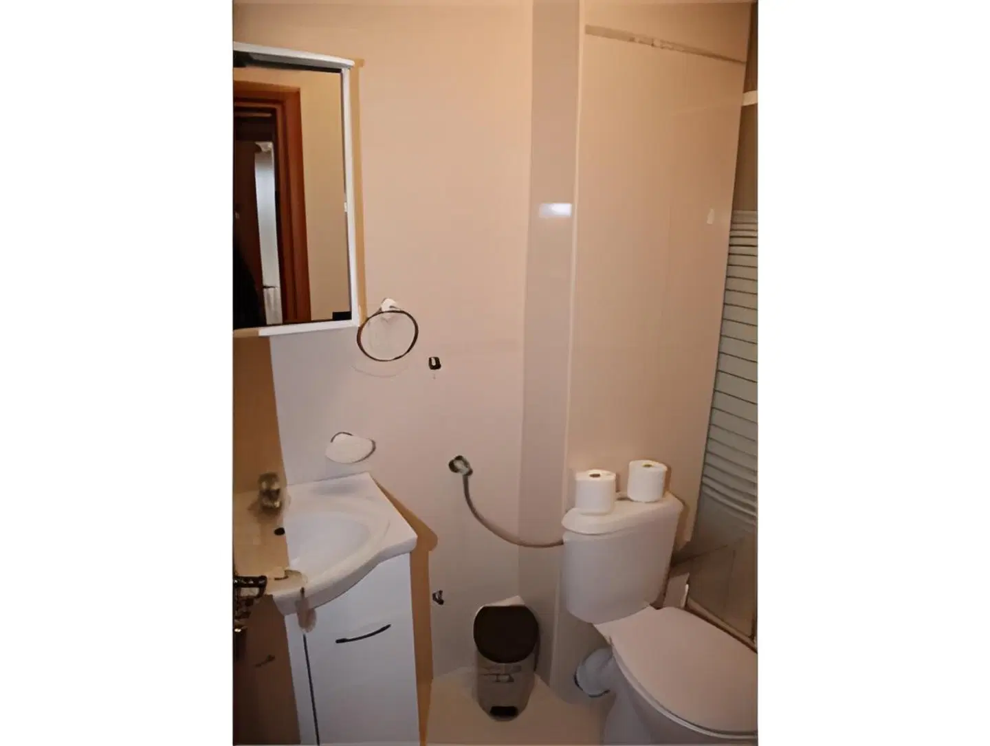 Medin Apartments Badezimmer