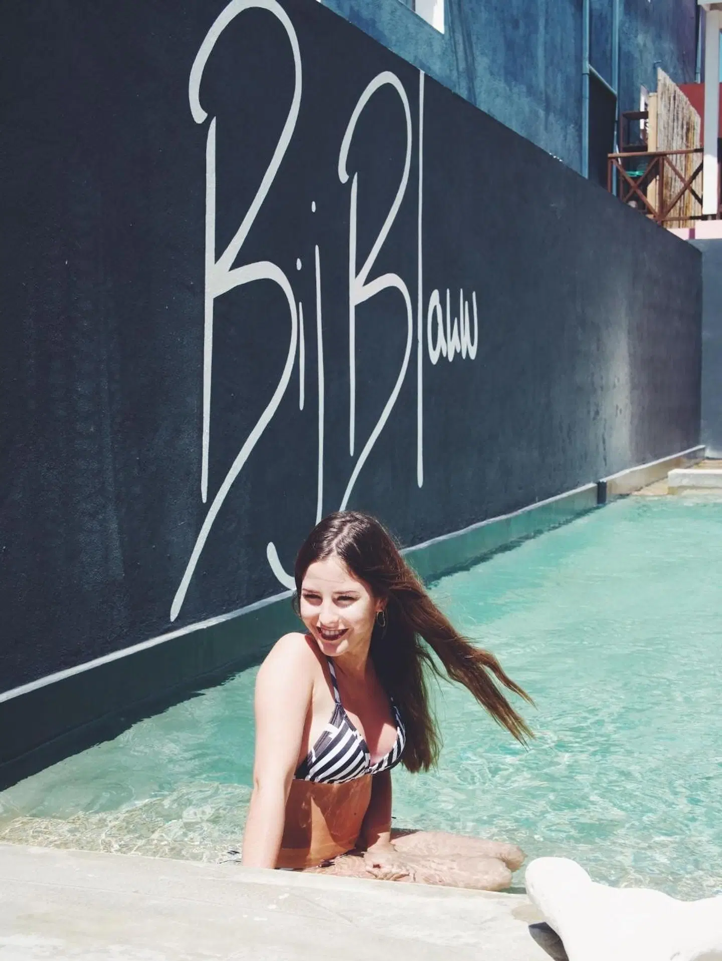 BijBlauw OUTDOOR_POOL