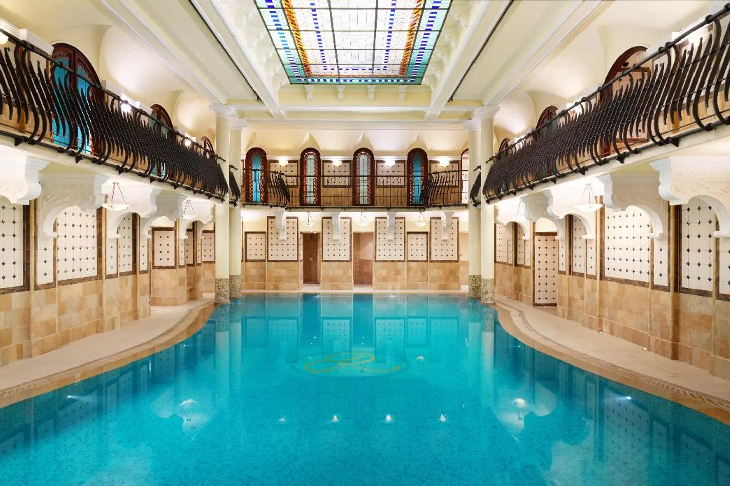 Corinthia Hotel Budapest Hallenbad