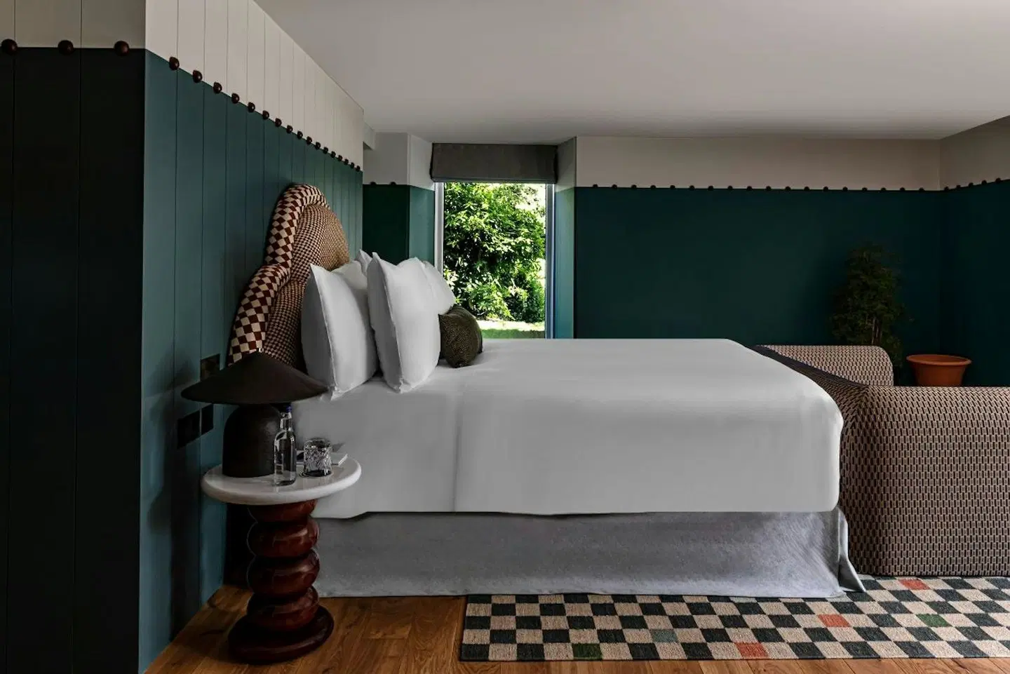 Cowley Manor ROOM_EXAMPLE