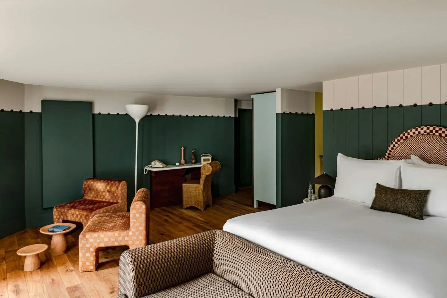 Cowley Manor ROOM_EXAMPLE