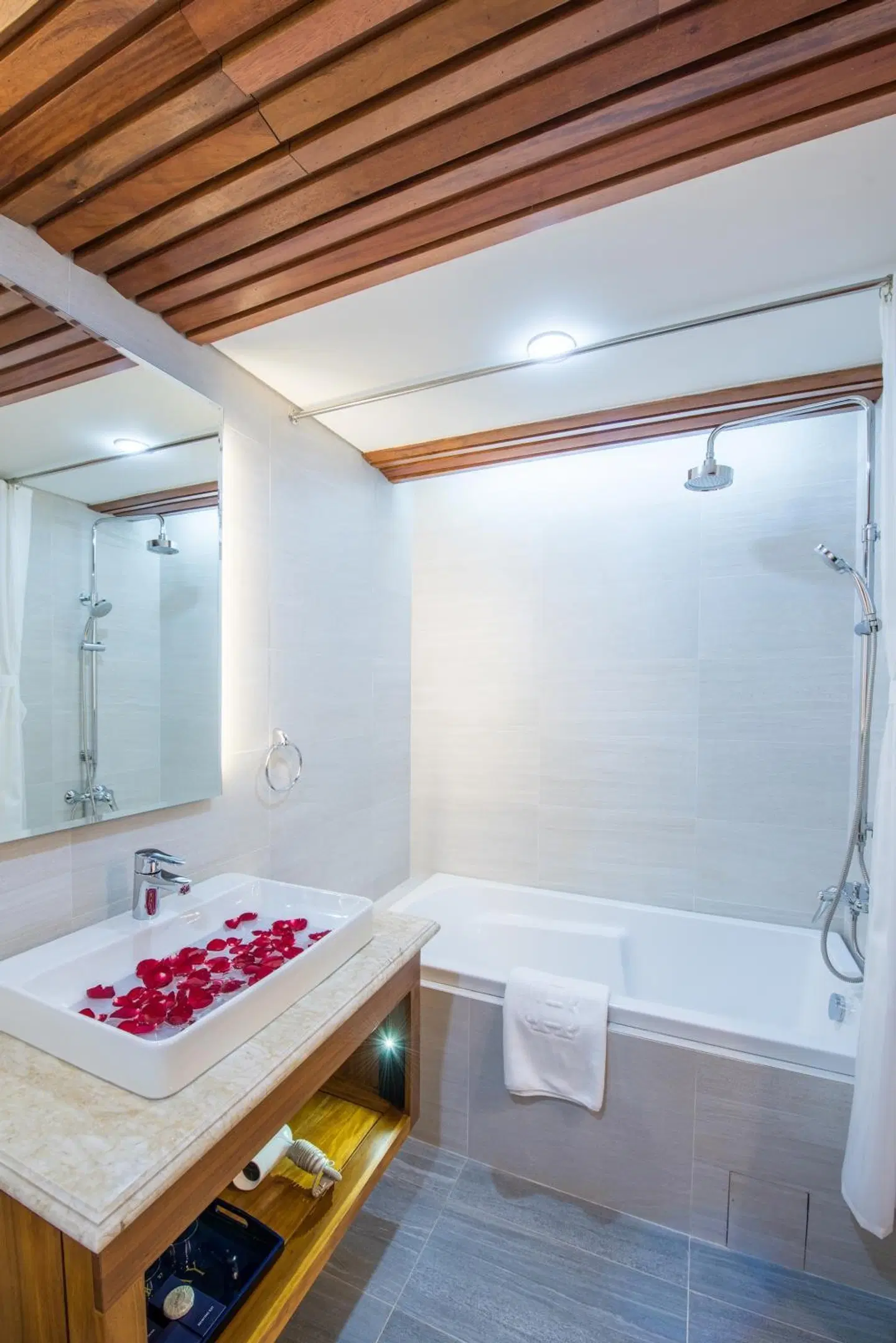 Hai Bay Hotel Badezimmer