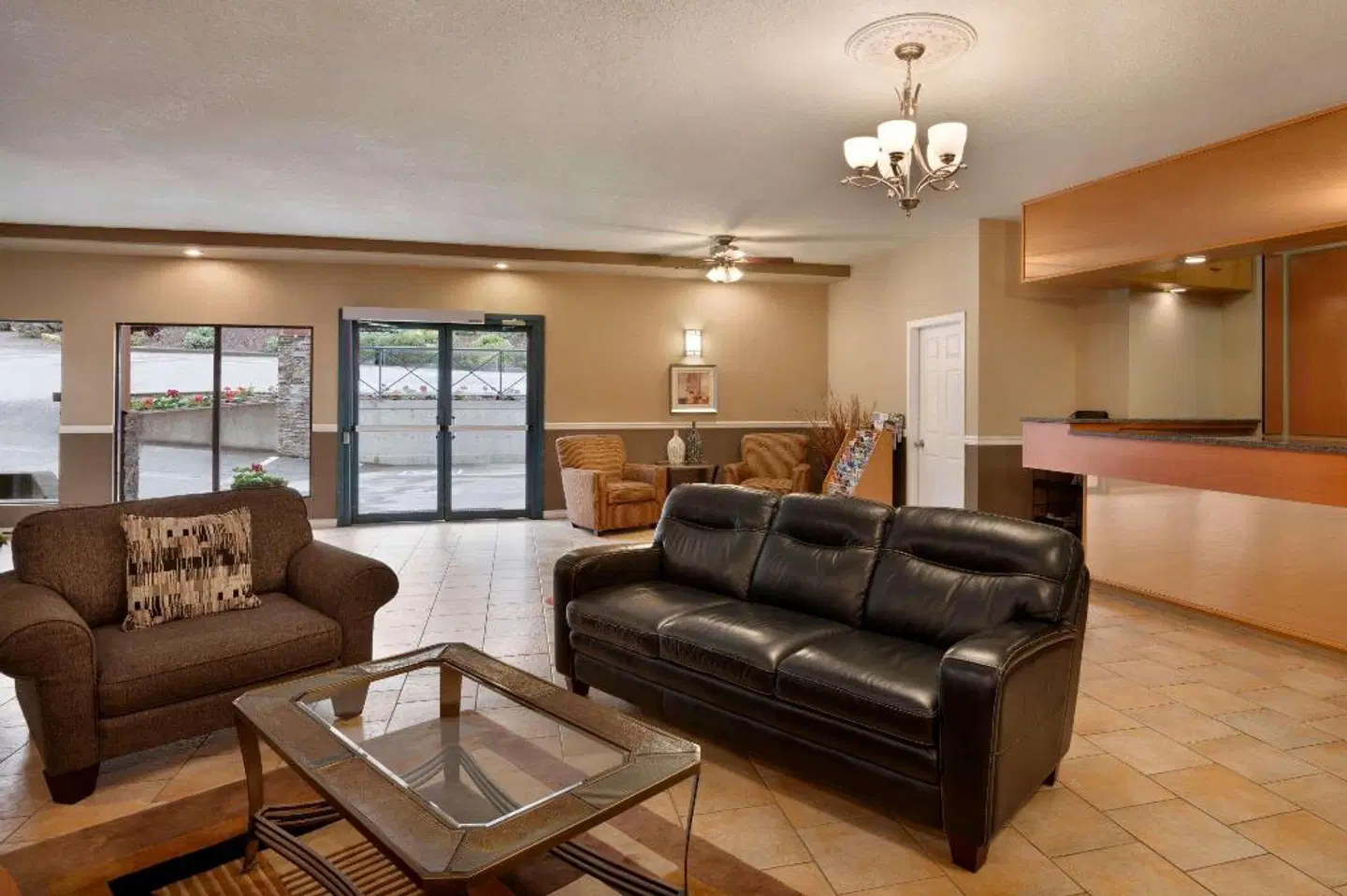 Days Inn by Wyndham Nanaimo LOUNGE_LOBBY