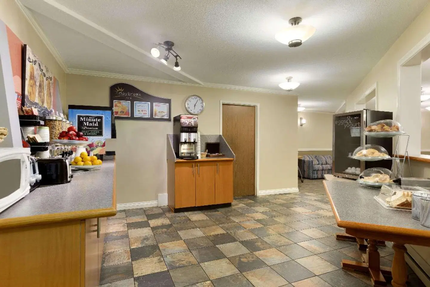Days Inn by Wyndham Nanaimo LOUNGE_LOBBY