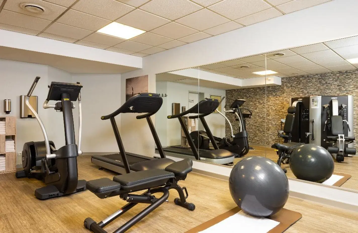 Leonardo Hotel Köln SPORTS_AND_LEISURE