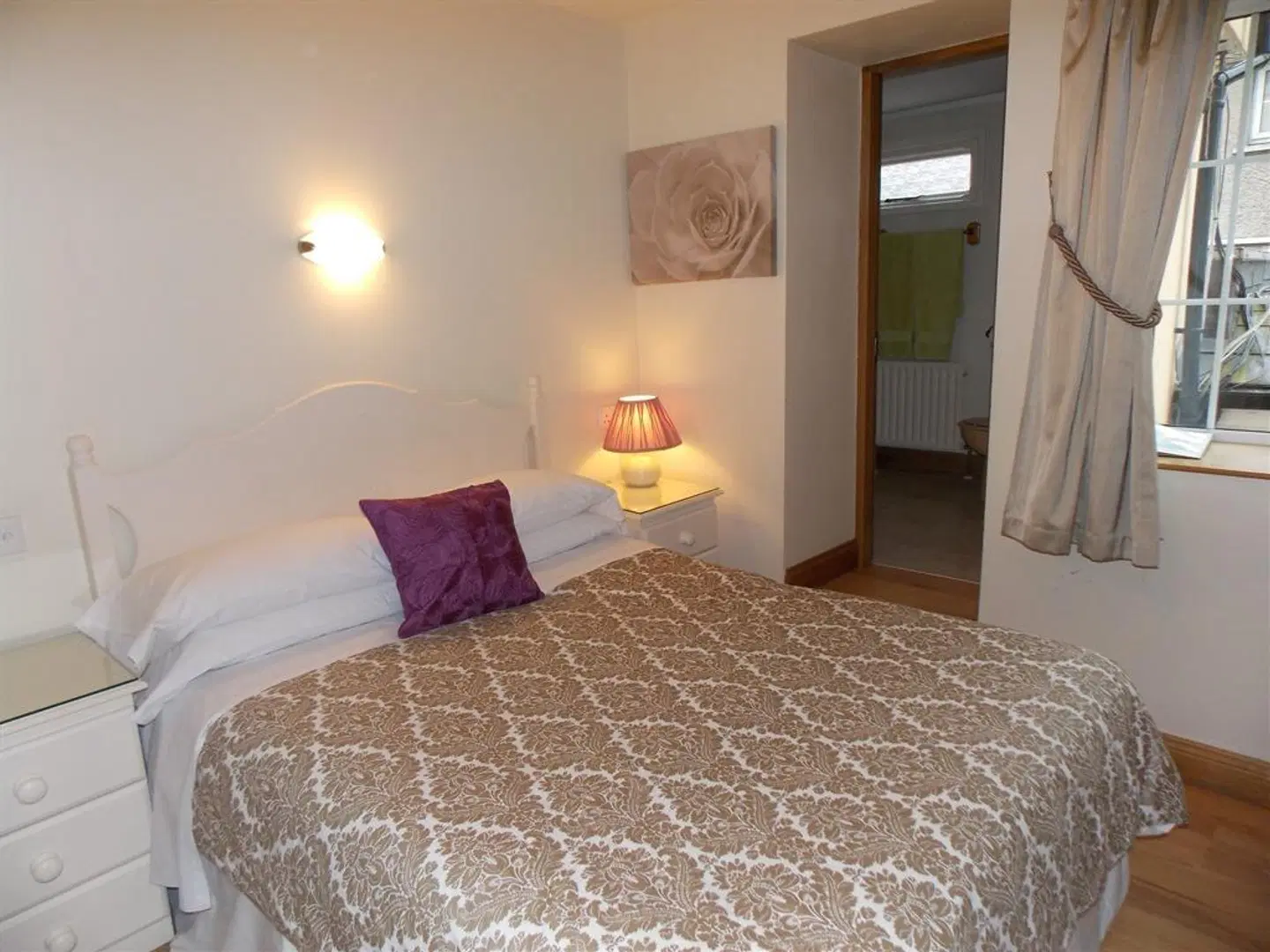 Ashleigh House ROOM_EXAMPLE