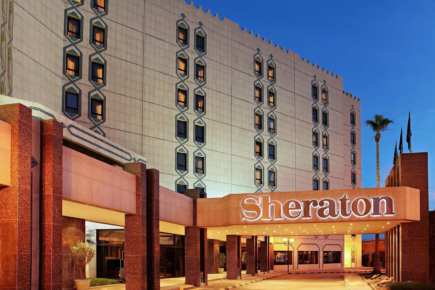 Sheraton Riyadh Hotel & Towers EXTERIOR