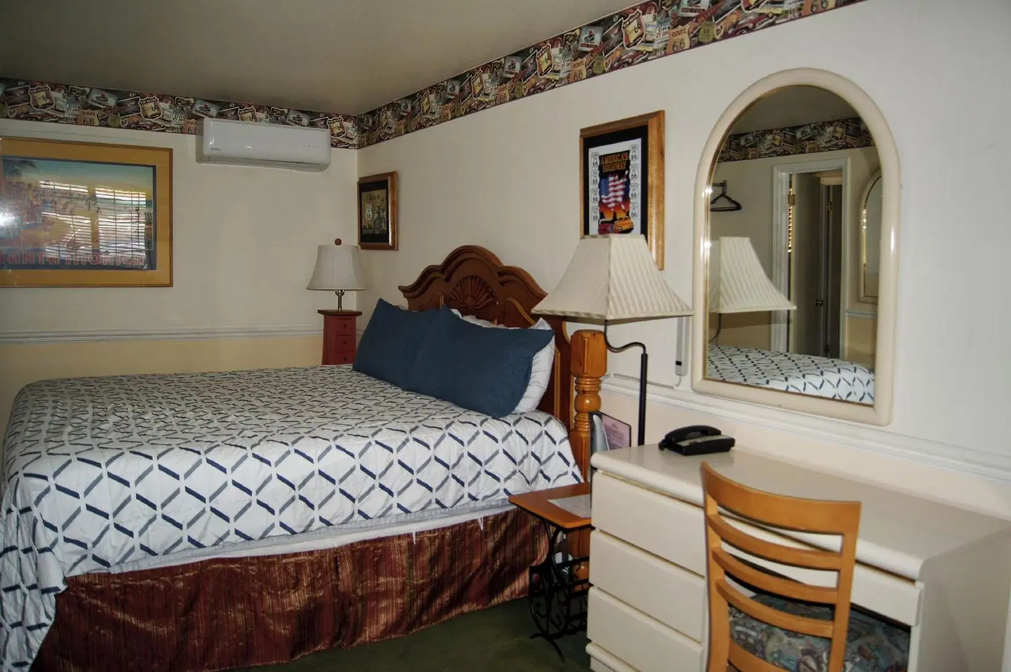 Flamingo Motel ROOM_EXAMPLE