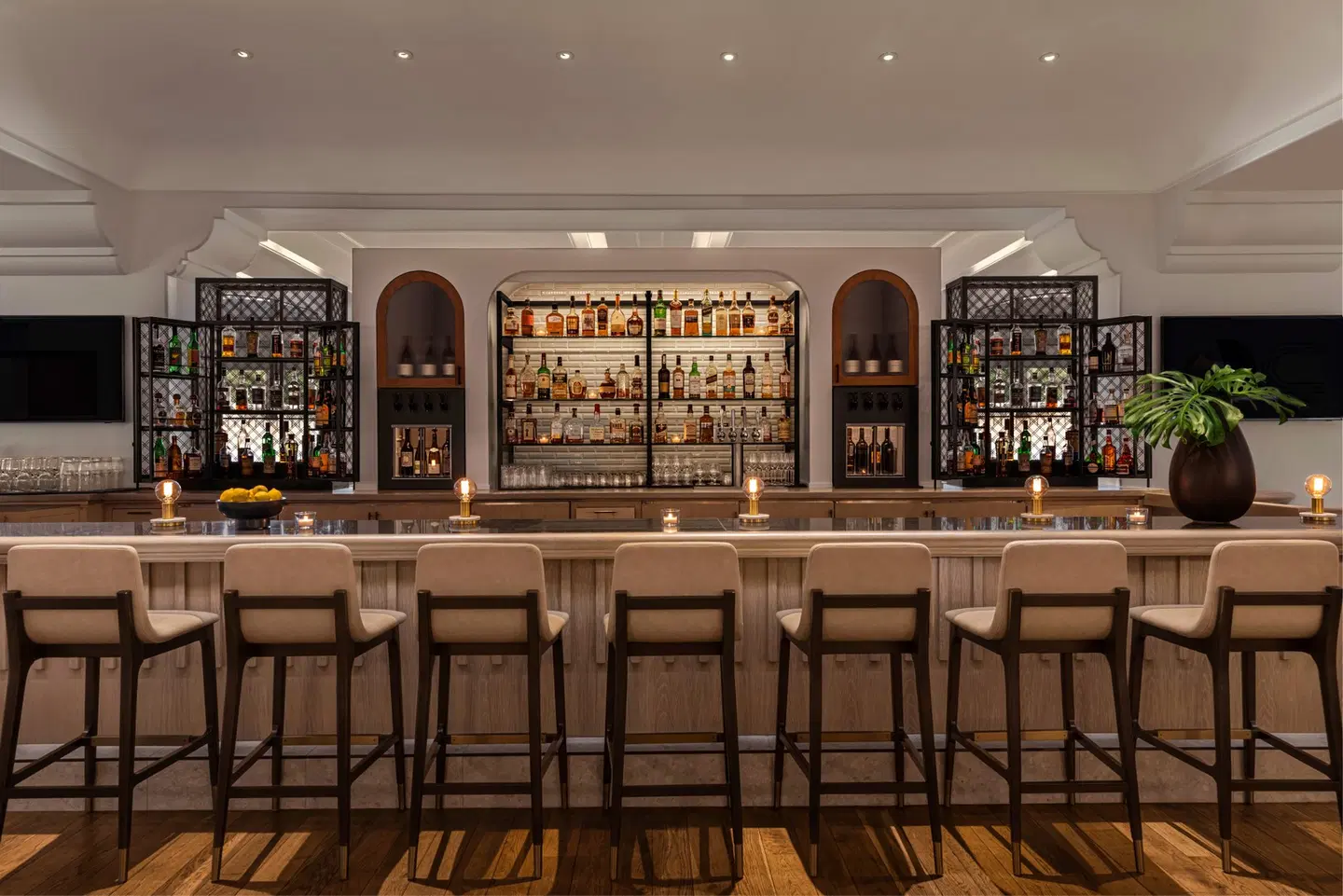 Kimpton Canary Hotel by IHG Bar