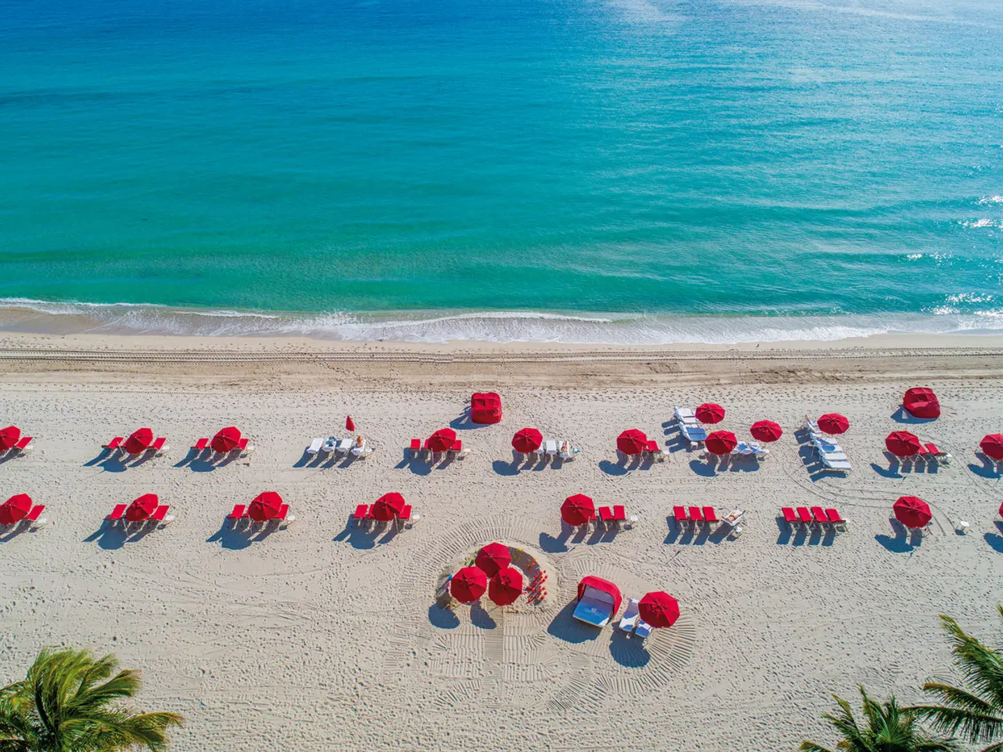 Acqualina Resort & Residences On The Beach Strand